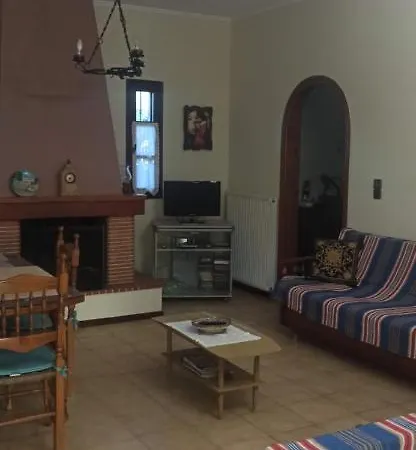 Nikos Holidays House アクラタ