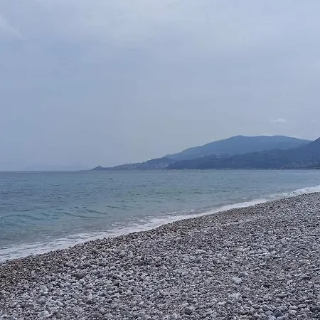 Nikos Holidays House Akrata